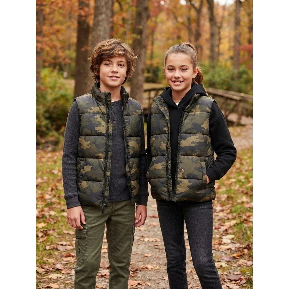 NWOT Old Navy Boys Frost-Free Camo Puffer Vest L 10-12 Full Zip Unisex